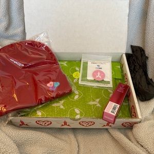 Jeffree Star Valentine’s Day Premium Mystery Box